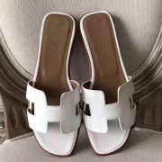 Hermes Oran Sandals In White Epsom Leather HJ00129